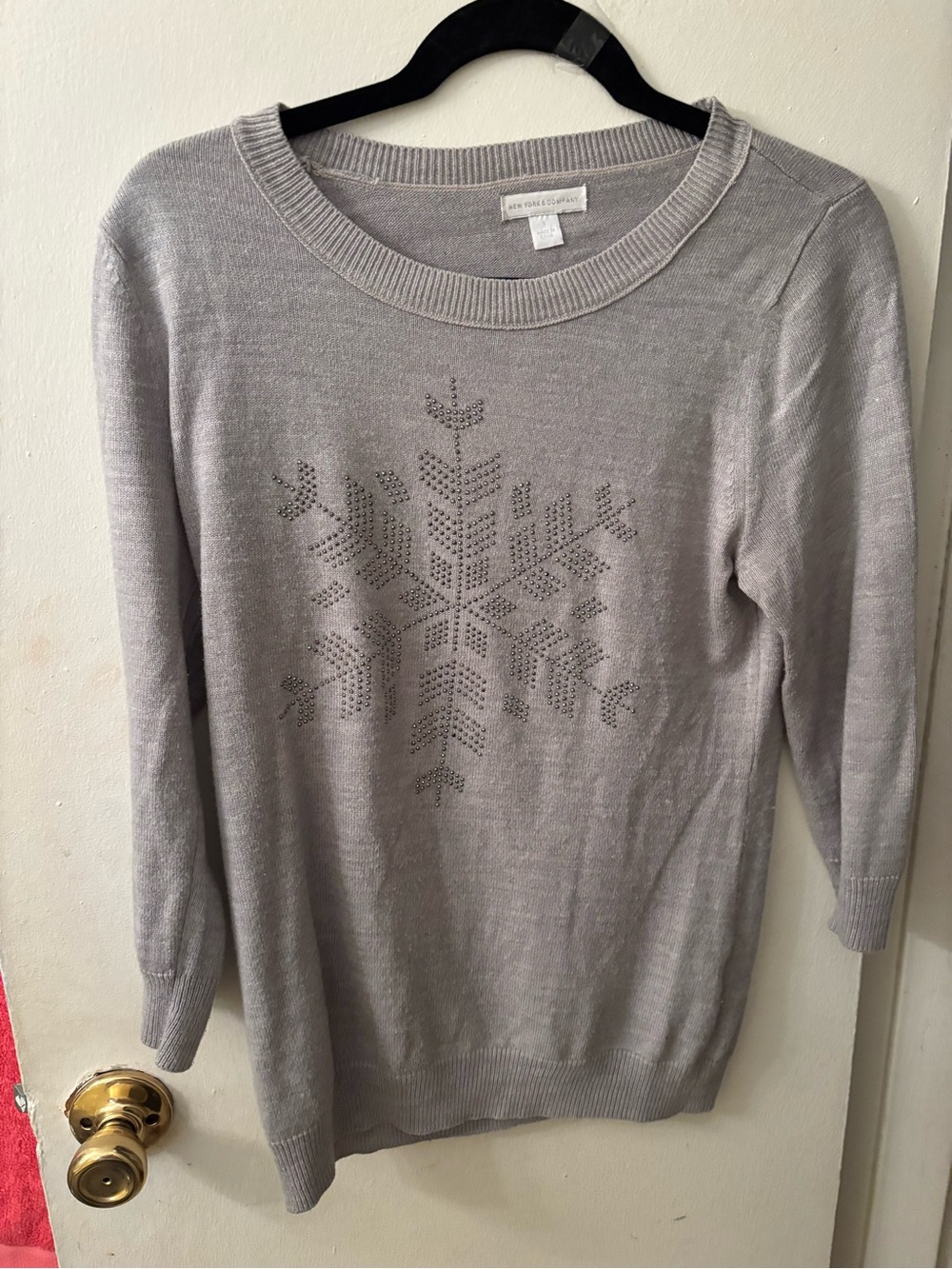 New York & Company Light Gray Crewneck Sweater with Snowflake Stud Detail